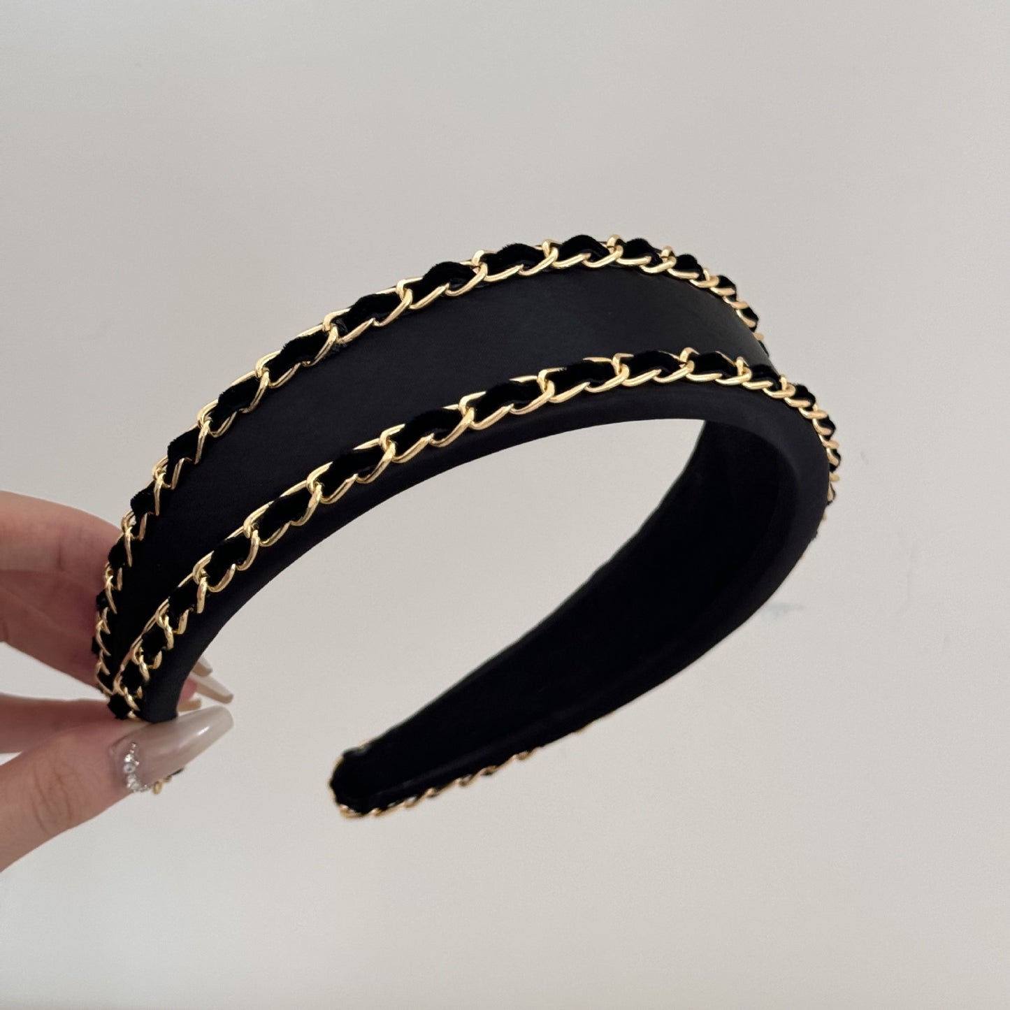 Luxury Black & Gold Chain Wide Headband | 2025 Fall Winter Fashion Hair Accessories for Women | Chic Designer Style Headpiece