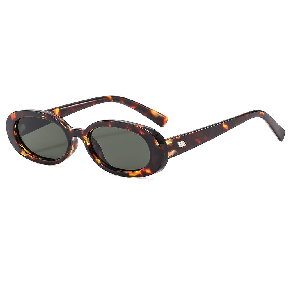 Retro Oval Small Frame Sunglasses – Vintage Chic UV400 Sun Protection Eyewear for Women & Men