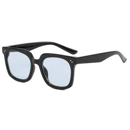 Women’s Fashion Square Sunglasses 2025 – Celebrity Style Streetwear Shades with Double Heart Detail, Retro Trendy UV Protection Eyewear