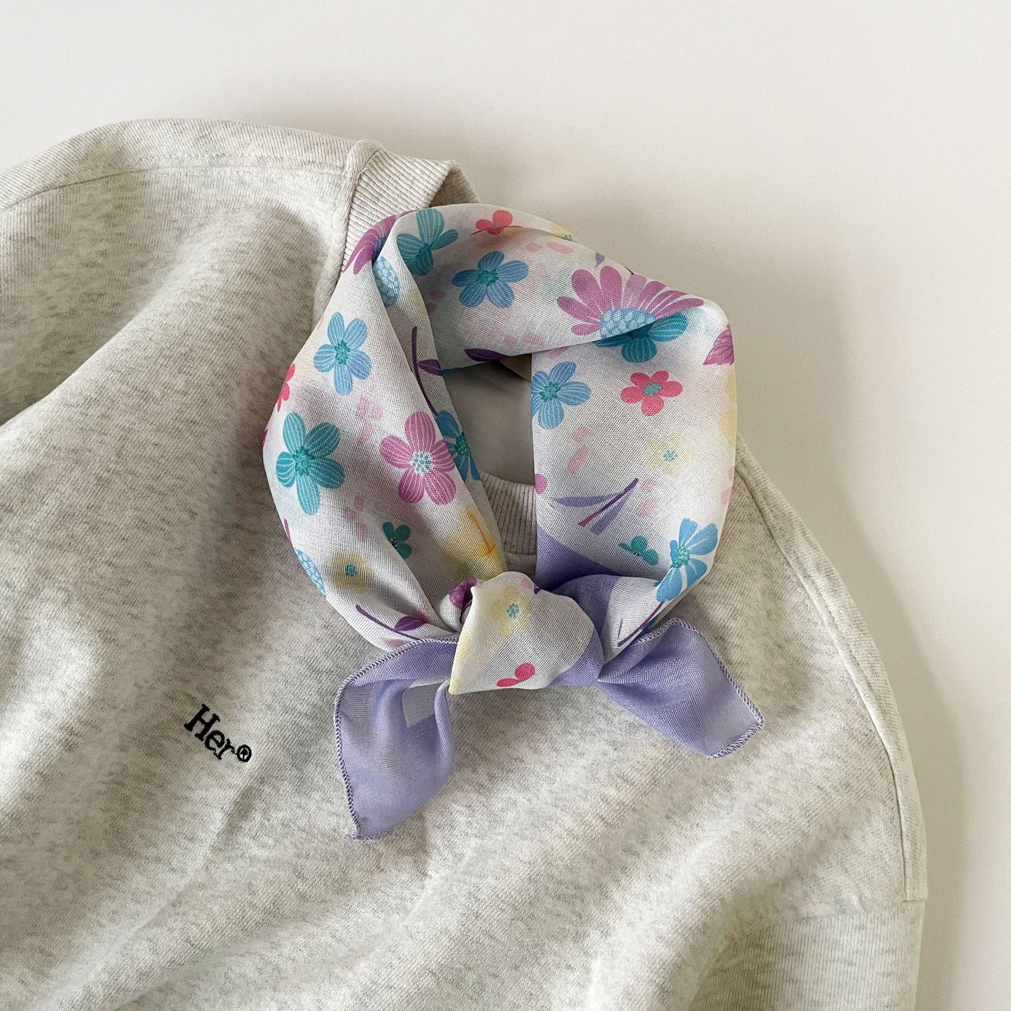 58cm Cotton Linen Small Square Scarf for Women – Lightweight Neck Scarf, Spring Summer Autumn Fashionable Headband & Neck Wrap, Artistic Style