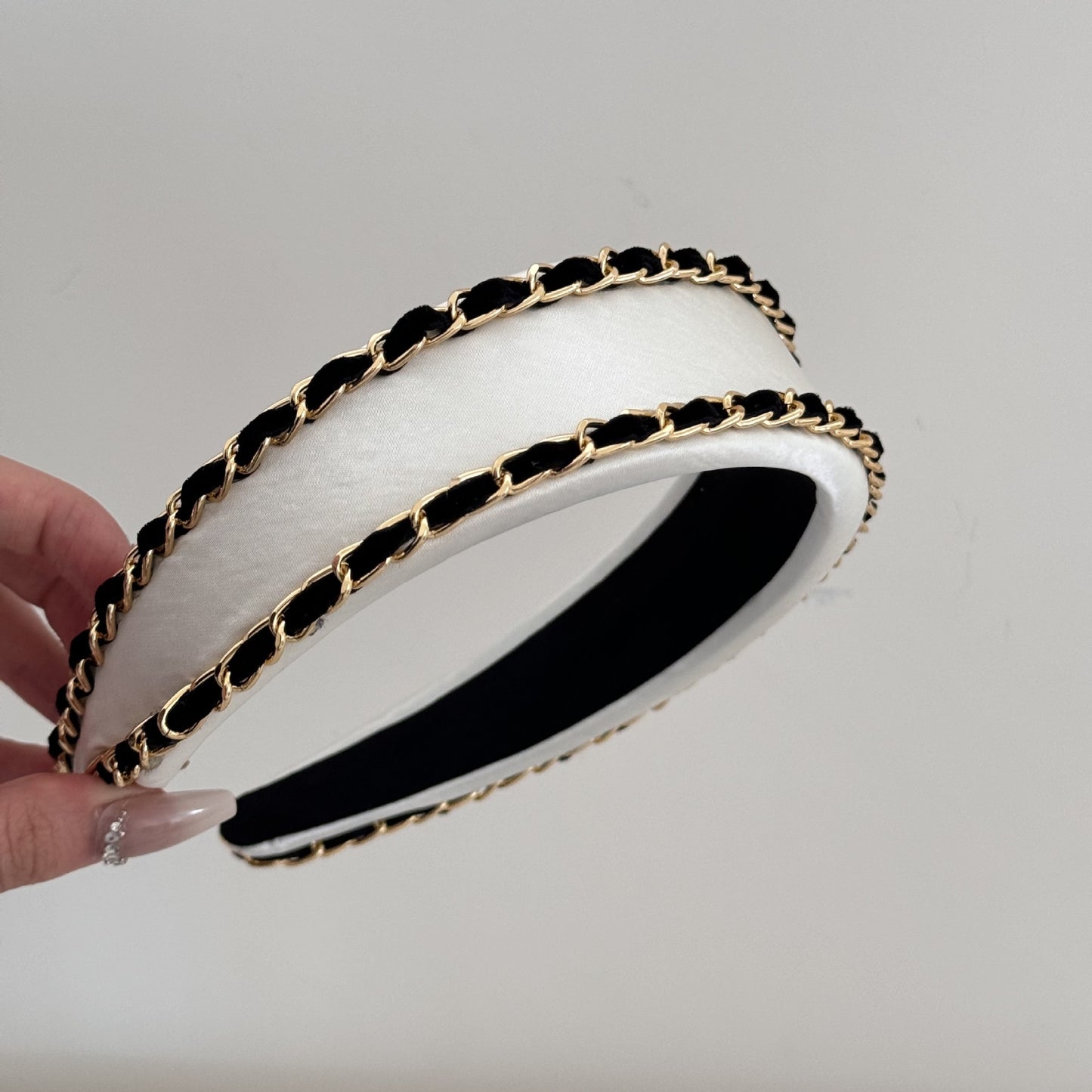 Luxury Black & Gold Chain Wide Headband | 2025 Fall Winter Fashion Hair Accessories for Women | Chic Designer Style Headpiece