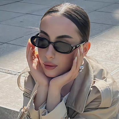 Retro Oval Small Frame Sunglasses – Vintage Chic UV400 Sun Protection Eyewear for Women & Men