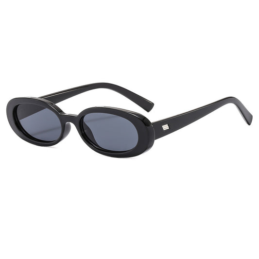 Retro Oval Small Frame Sunglasses – Vintage Chic UV400 Sun Protection Eyewear for Women & Men